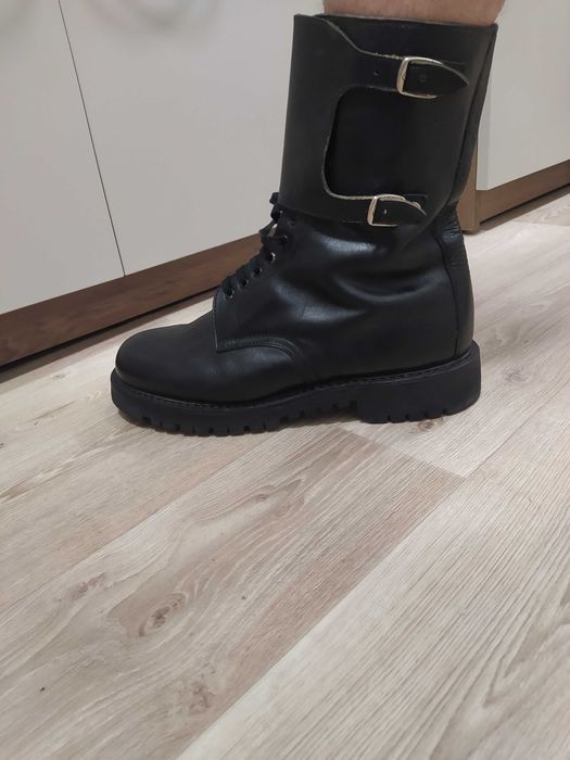 чоловічі черевики - берці