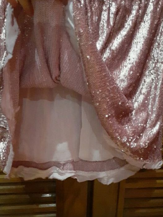 Saia com brilhantes rosa