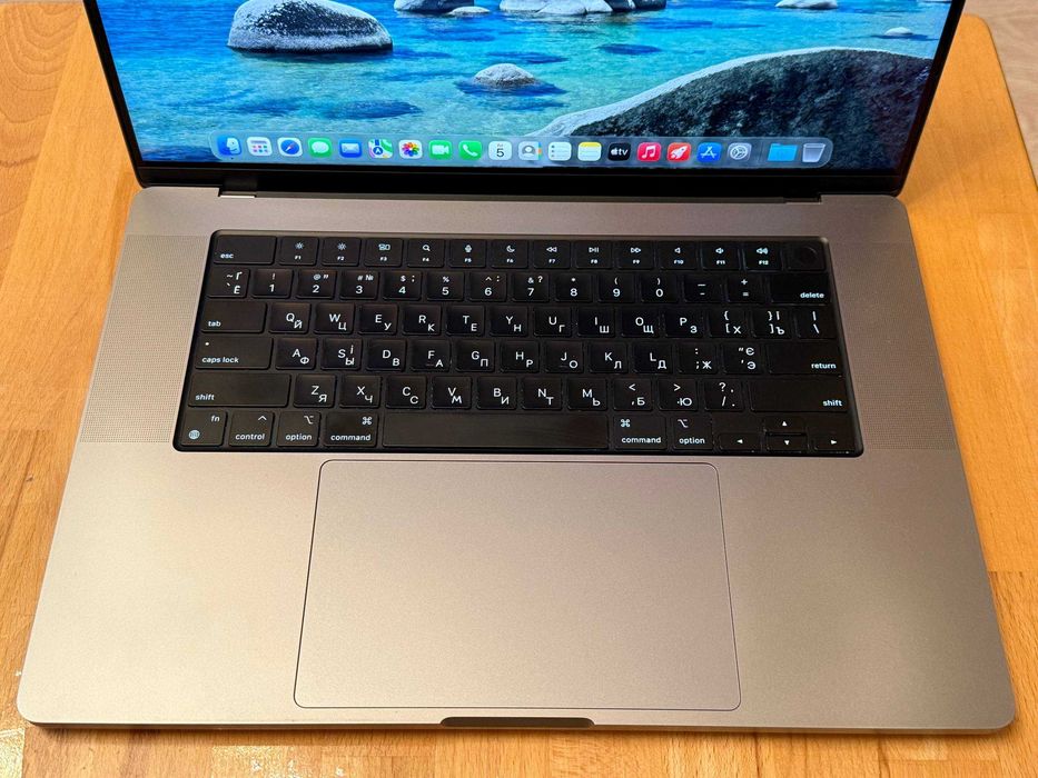 MacBook Pro 16 M1 Pro 16/512 gb 2021