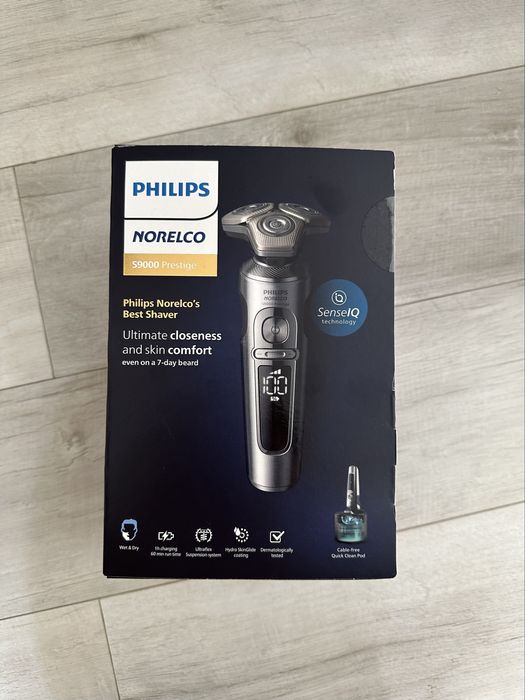 Електробритва PHILIPS Norelco Series 9000 Prestige SP9841/84