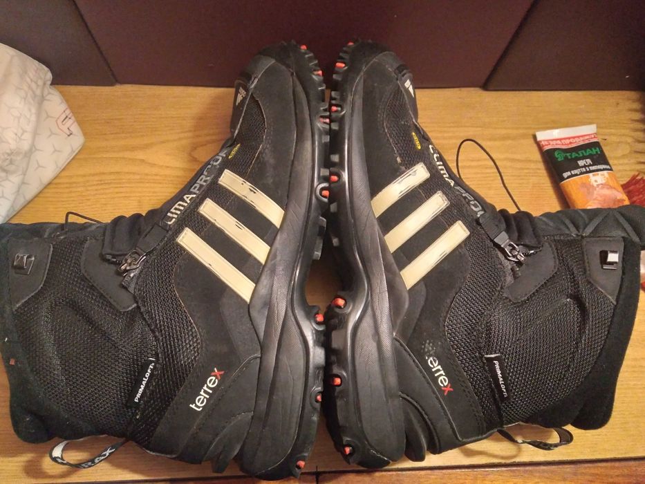 Чоловічі зимові черевики adidas terrex climaproof 665