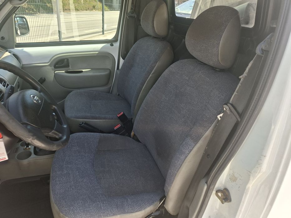 Nissan kubistar 1.5dci( iva dedutível)