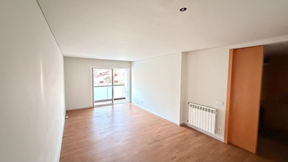 Apartamento t2 inserido em condominio de luxo