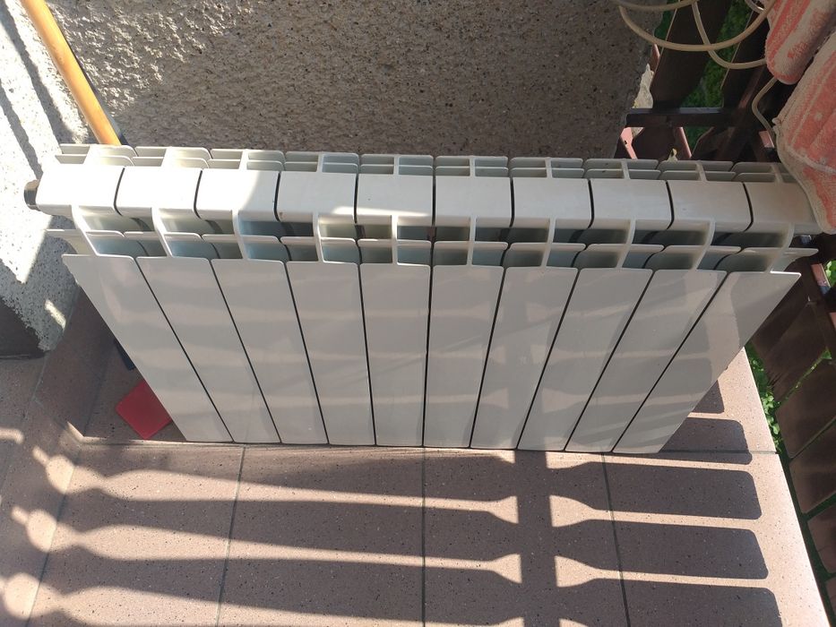 Grzejnik aluminiowy 57,5x80 10 żeberek