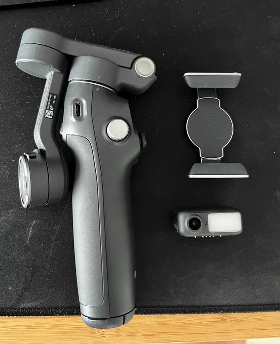 DJI Osmo Mobile 8 – Estabilizador para Smartphone