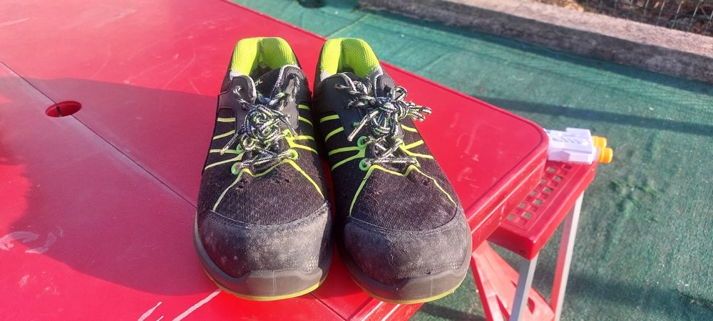 Sapatilhas de biqueira de aço n*38