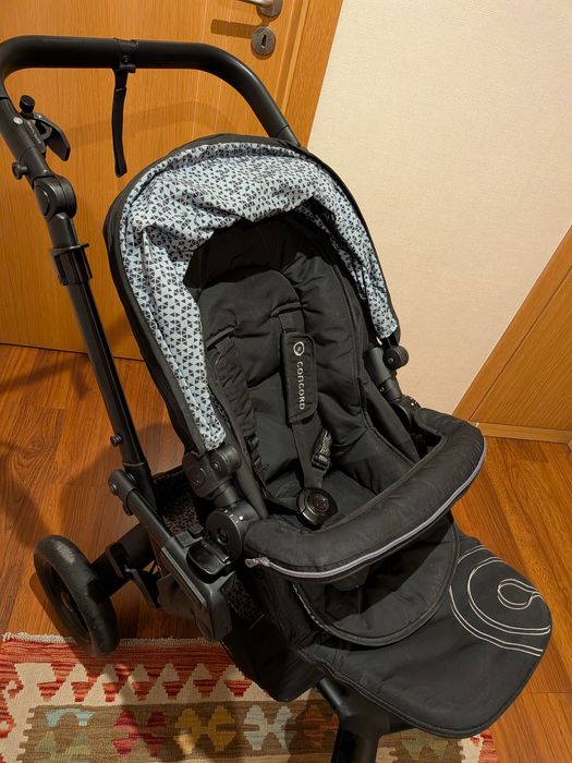Carrinho Bebé com coque e isofix da Concord preto