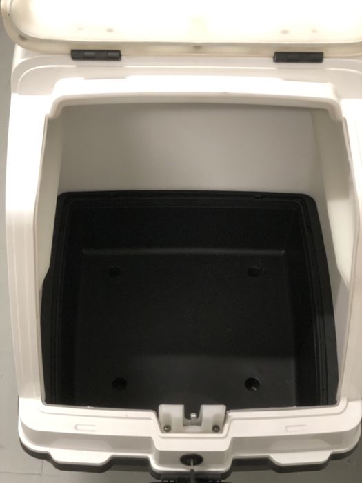 Caixa top case delivery hermetica 108L para scooter