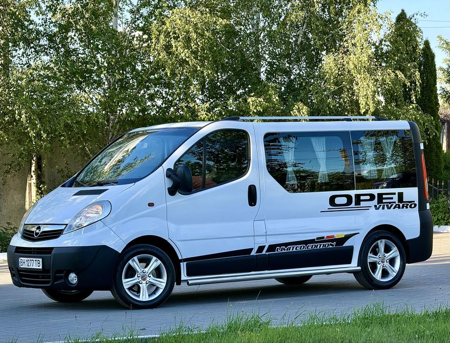 В Продажі Opel VIVARO 2.0 В Ідеальному Стані!!! Максимальна Комплектація! 8+1