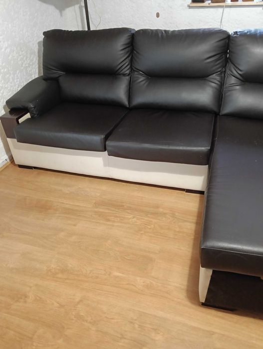 Sofá usado em excelentes condições castanho escuro e bege