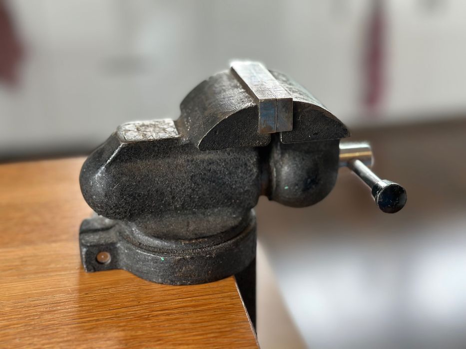 Imadło ślusarskie, modelarskie PJWp 63