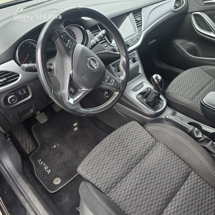 Opel Astra K 2017 kombi 1,6 cdti