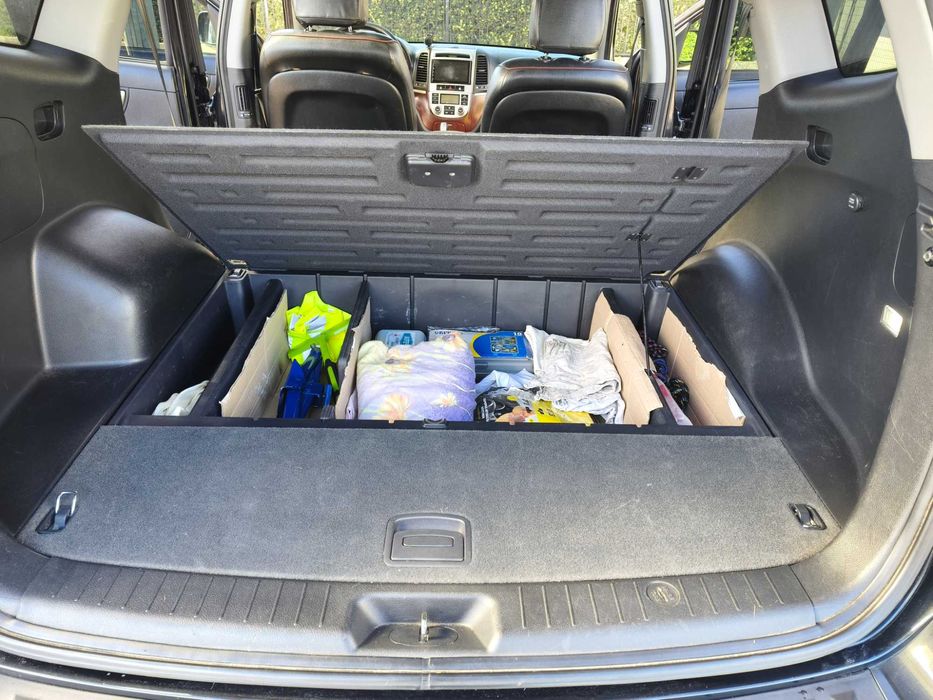 Кроссовер  Hyundai  Santa FE  в отличном состоянии