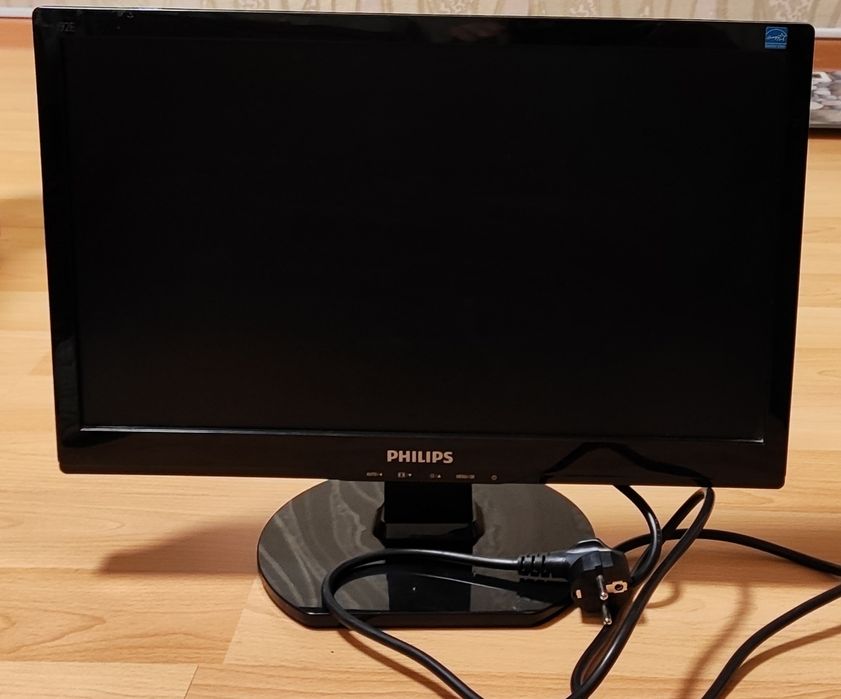 Монитор Philips б/у