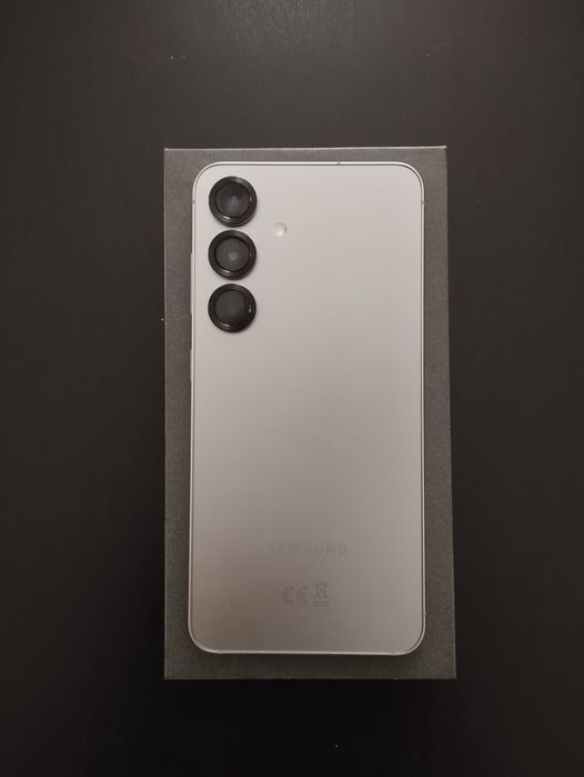 Samsung S25 como novo