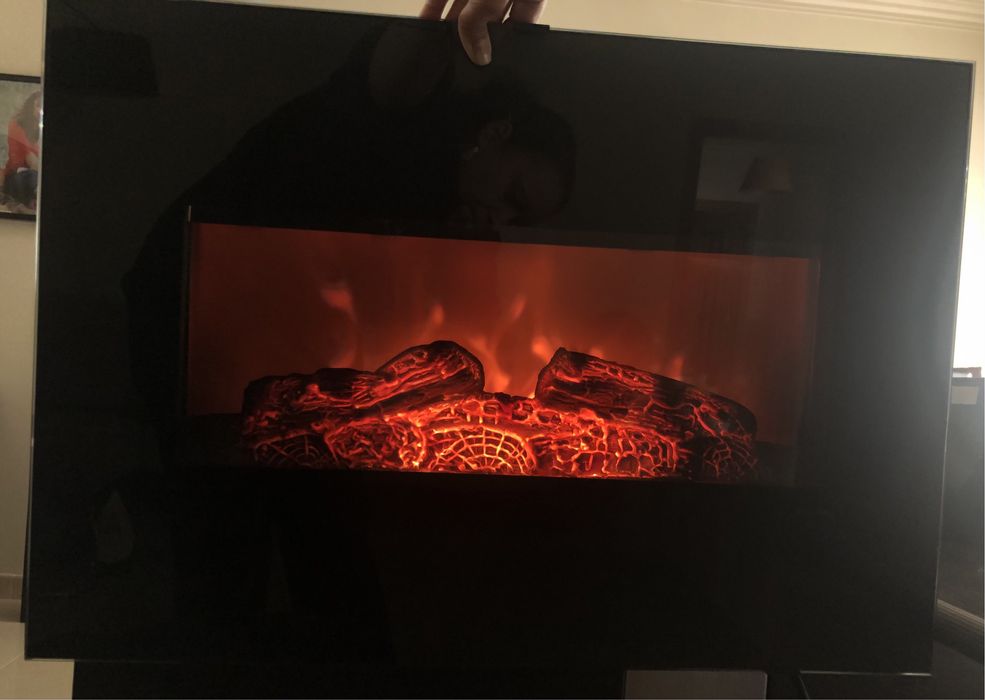 Salamandra elétrica de parede