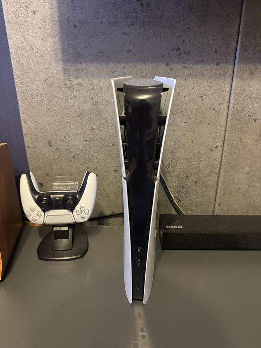 Ps5 slim z napedem z gwarancja