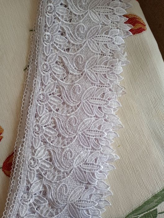 Gipiura  14 cm  szerokość firanka 2,5x2,5