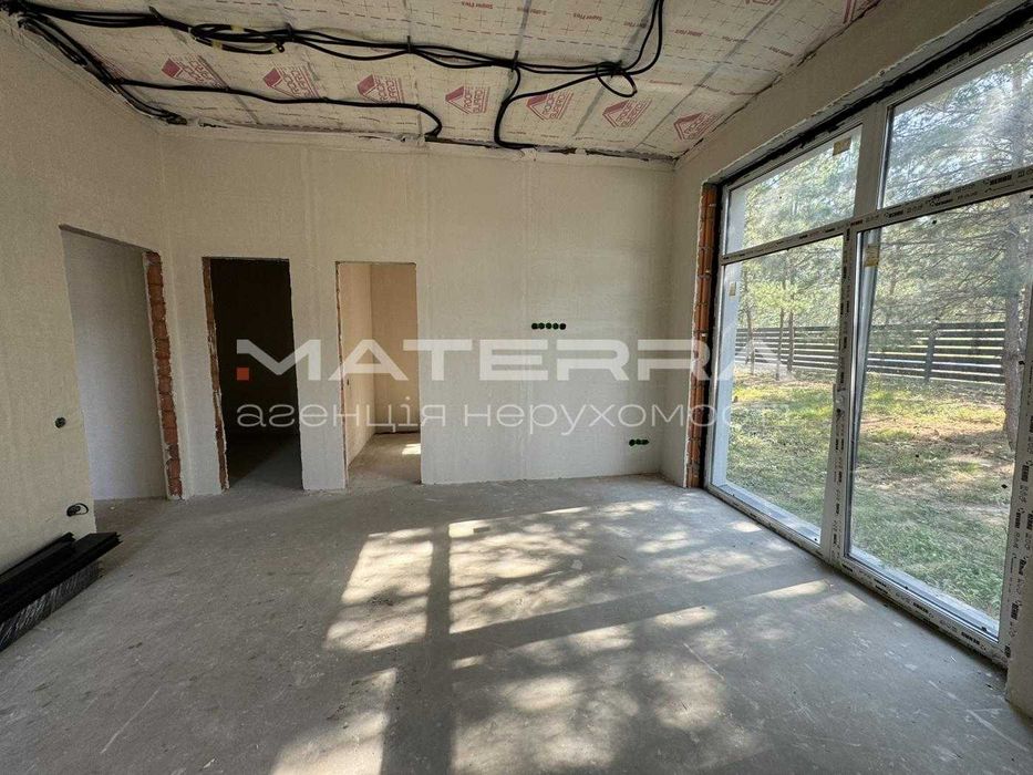 КМ Legit Продаж будинку 147.5 м2 в оточенні хвойного лісу та озер