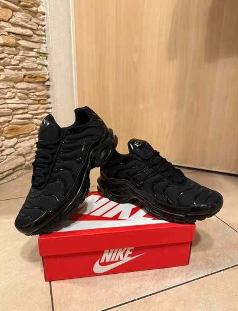 "Buty męskie Trampki"Nike_Air_Max_TN_Plus_Black R.40