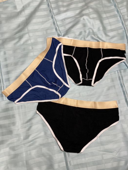 Чьоловічі плавки різних моделей