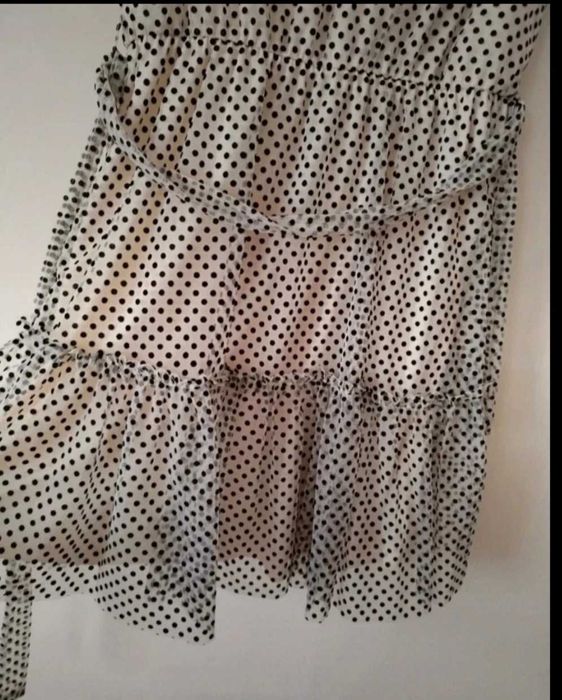 Ładna nowa sukienka