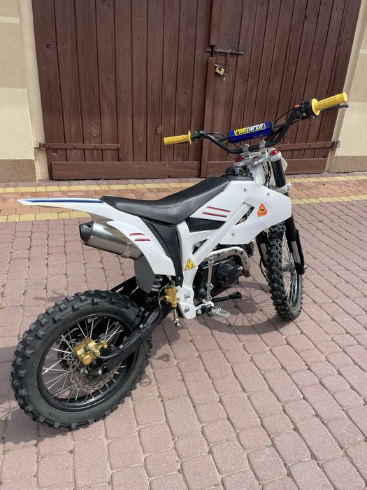sprzedam crossa kxd 125