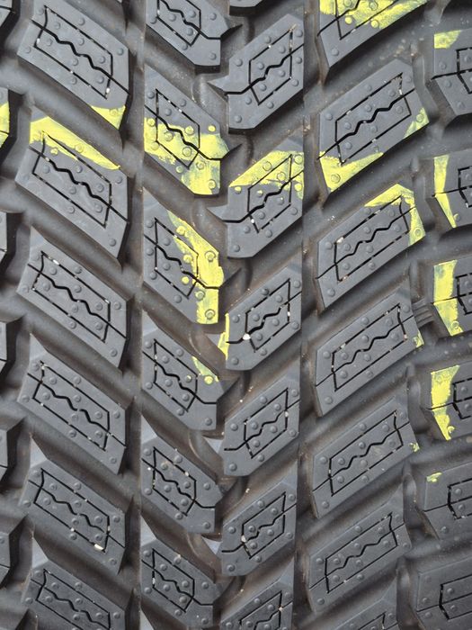 Demo opony całoroczne 205/60r16 XL para 2024r +Gratis