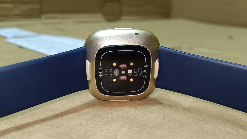 Fitbit Versa3 smartwatch zdrowia & aktywności fizycznej z GPS