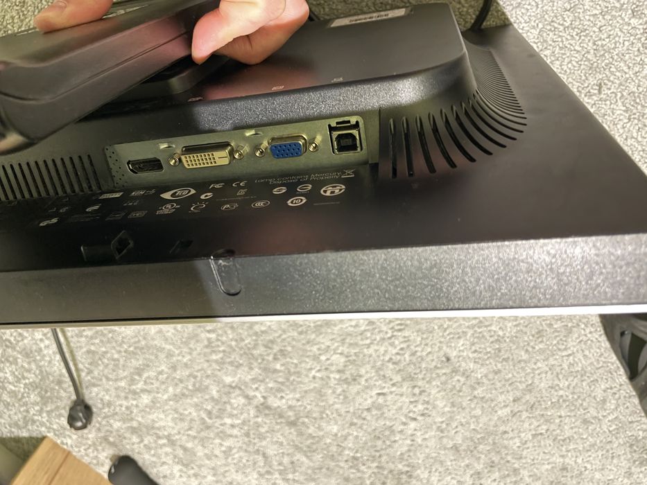 Monitor hp 22 cale stan idealny