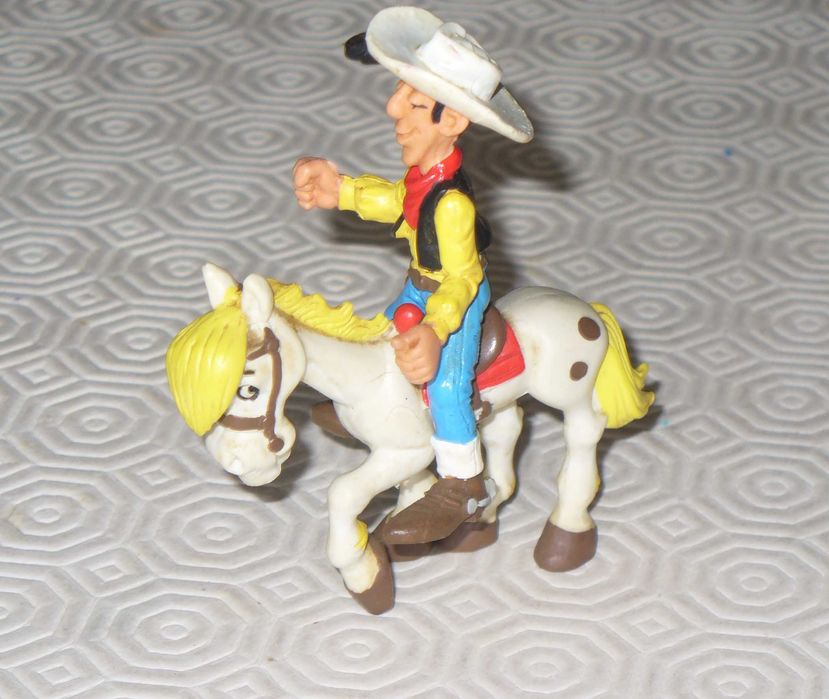 Lucky Luke e Joly Jumper em PVC