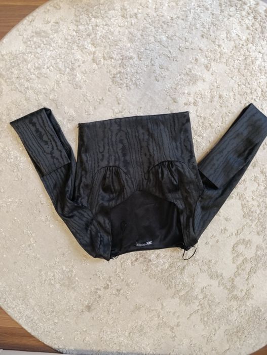 Bluzka Crop top elegancka sexy dekolt kobieca zara XS wzór