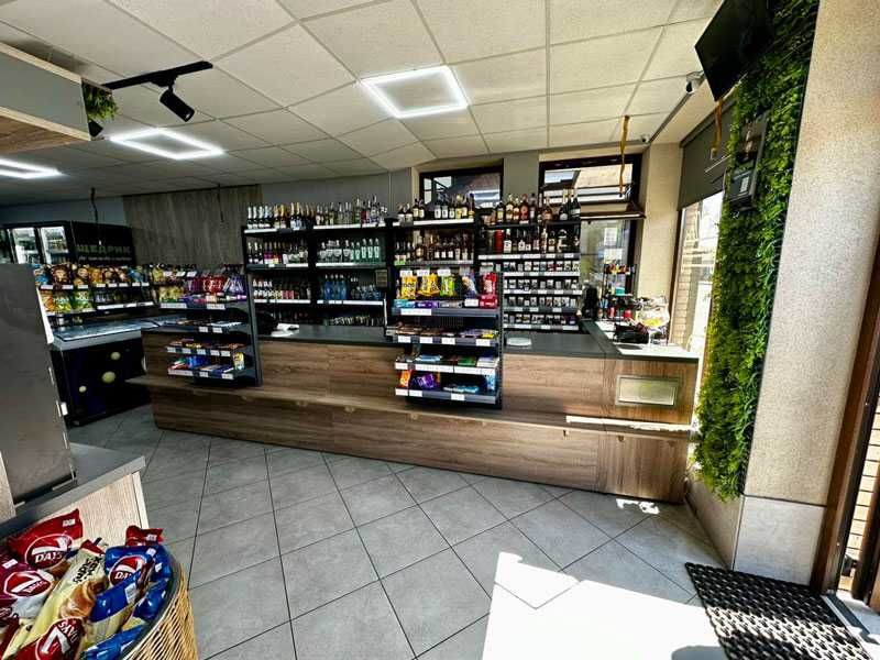 Металеві стелажі, торгівельне обладнання (Виробник)