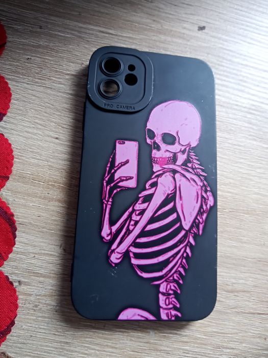 Etui iPhone 14 pink