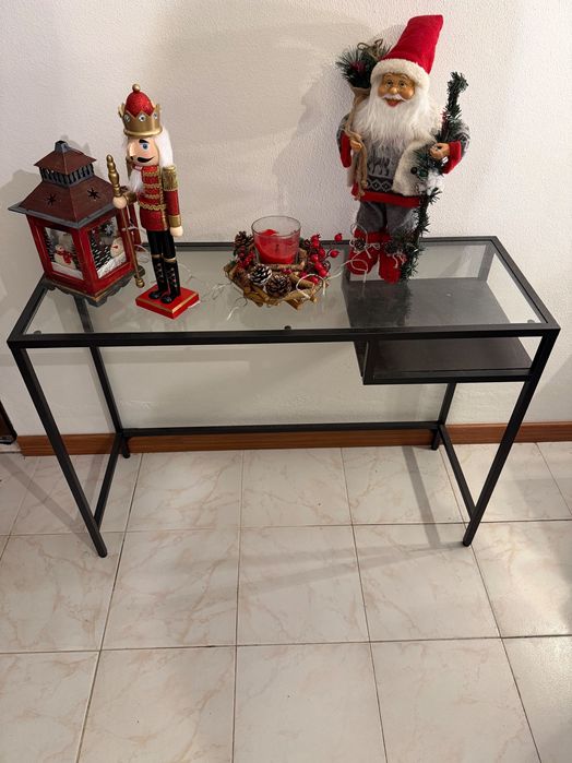 Mesa de apoio de vidro