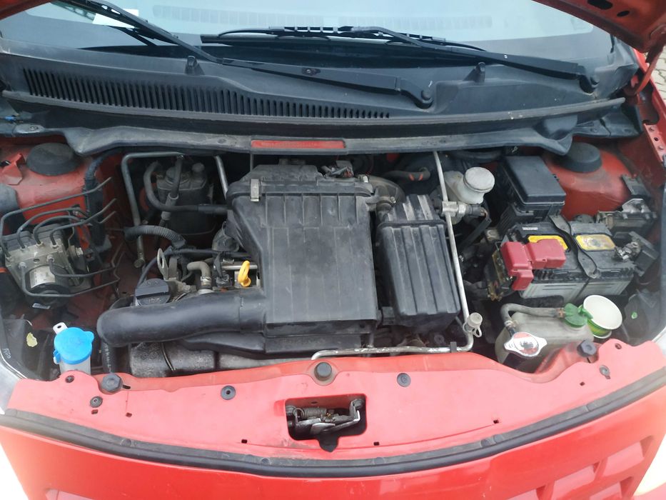 Pixo automat Nissan,super auto,bardzo poszukiwane,podobne do