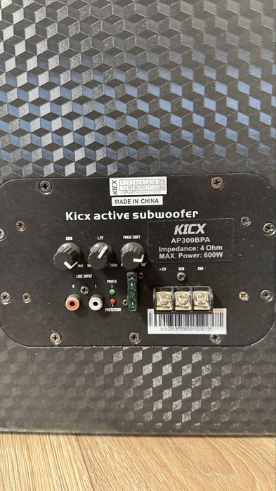 Продам сабвуфер kicx AP300BPA