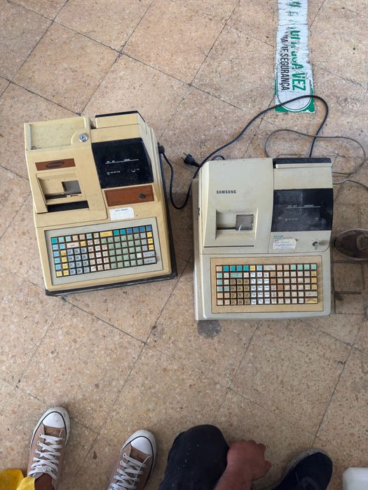 Balcao loja maquina registadora
