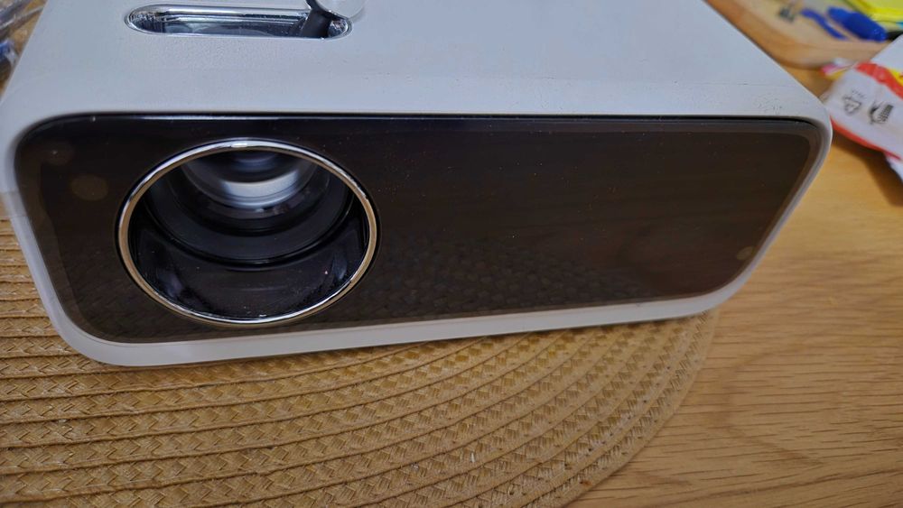 projektor Wanbo mini WPE01