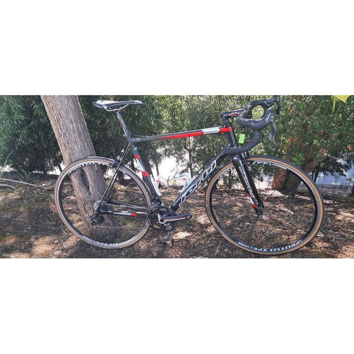 Bicicleta de estrada L carbono 11x2v