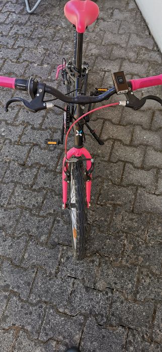 Bicicleta criança. Roda 20, marca BTWIN