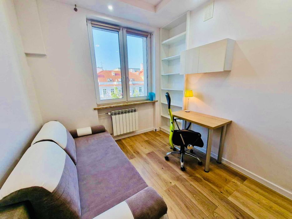 Pokój Lipowa 43 - centrum, parking, internet 600 Mb/s/ 1 комната / 1 room + parking gratis