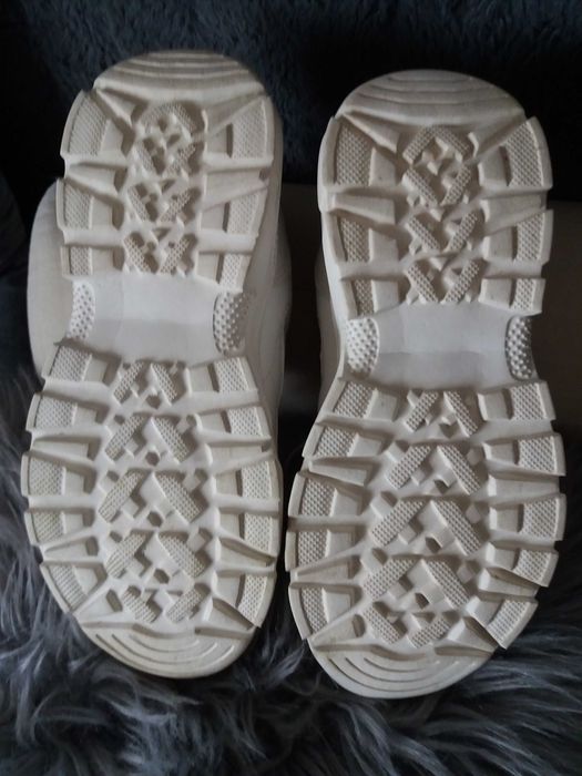 Białe adidasy Sprandi 35