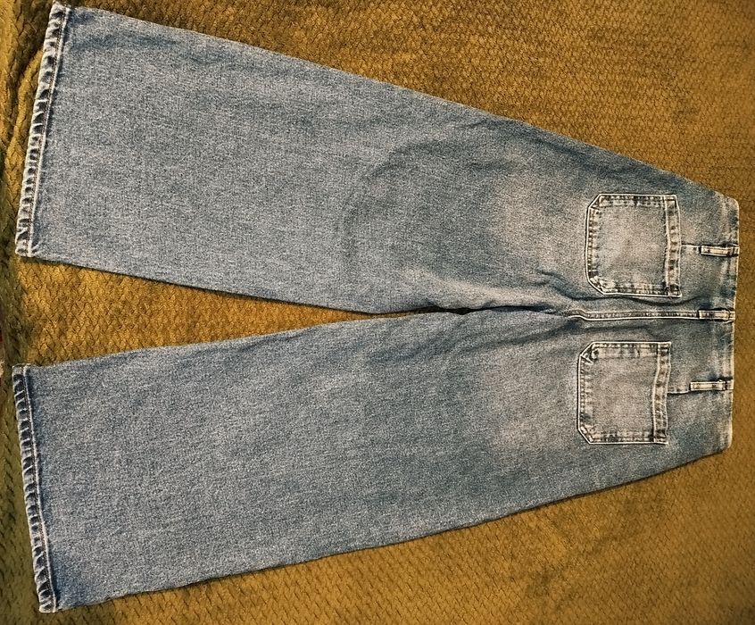 Широкі жіночі джинси фірма ZARA