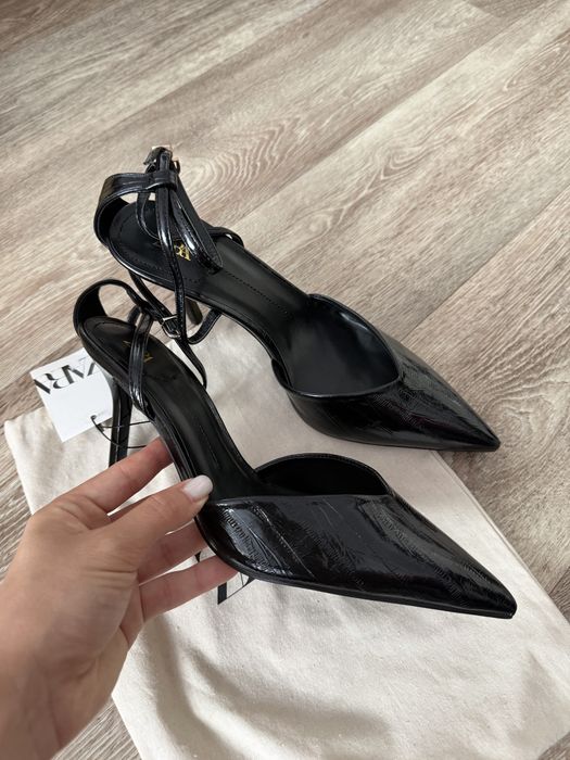 Туфлі на каблуку Zara