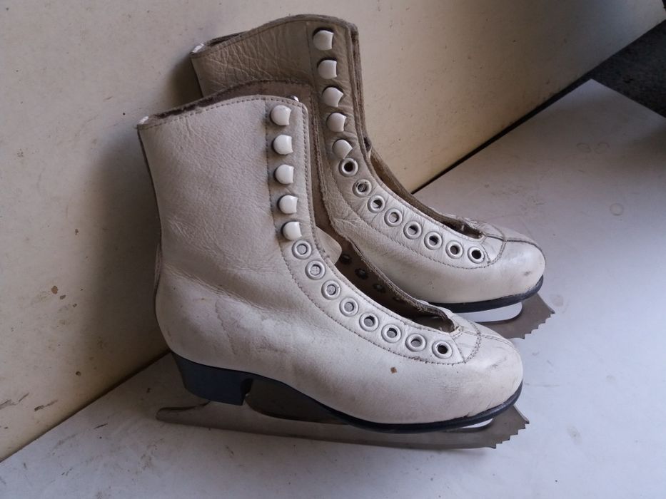 Коньки детские хорошие