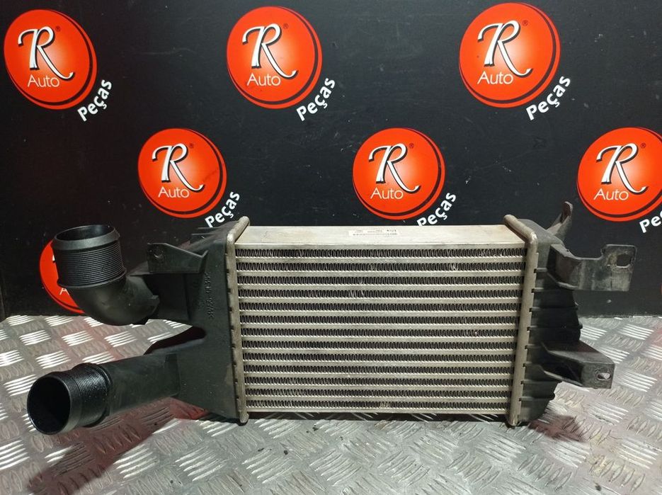 Intercooler Opel Astra H Gtc (A04)