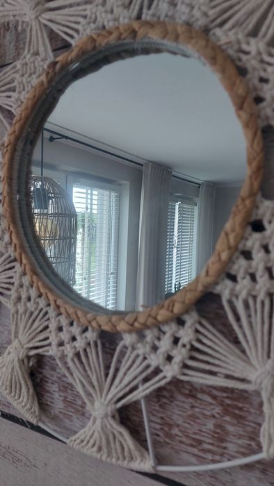 Lustro w stylu Boho