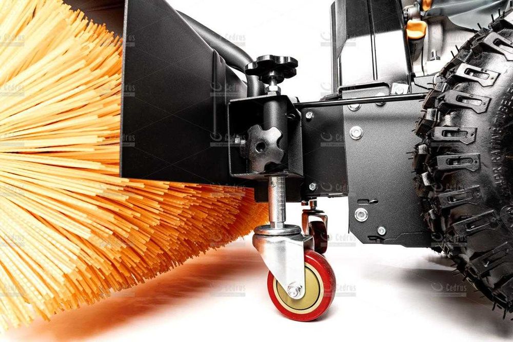 Zamiatarka spalinowa Cedrus ZM04 - Baras