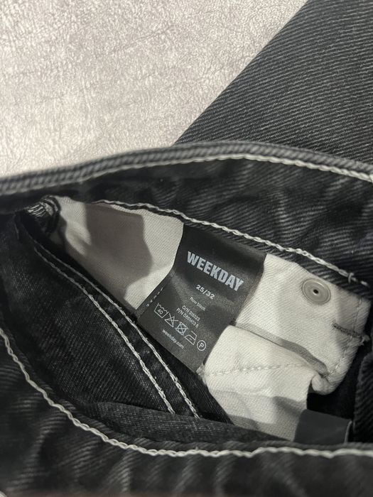 Джинси прямі Weekday